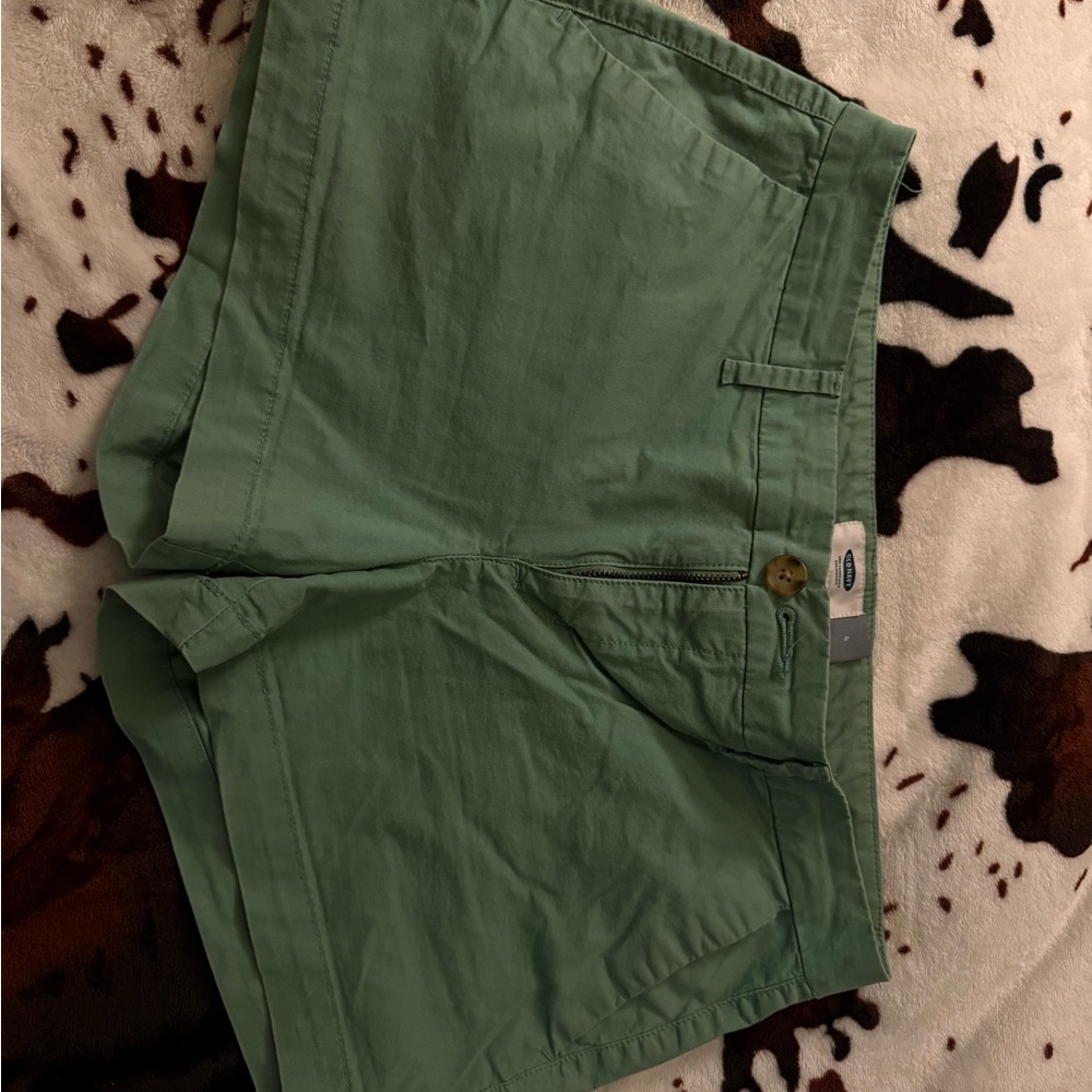 Old Navy Green Cargo Shorts Casual Cotton Blend
